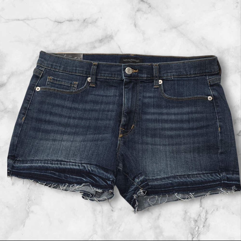 Banana Republic NWT Jean Shorts Size 29/8 A129